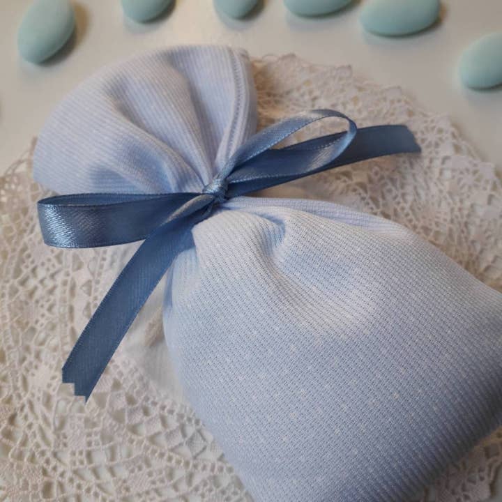 Sacchettini Bomboniera Delicati Da Utilizzare e ulteriori Risultati per sacchetti portaconfetti all'ingrosso. Resi gratuiti e termini di pagamento a 60 giorni su Faire in tendenza su Faire.