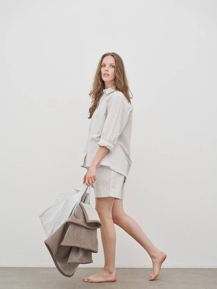 Laura shorts i økologisk bomuldspoplin for engroshandel hos CARE BY ME