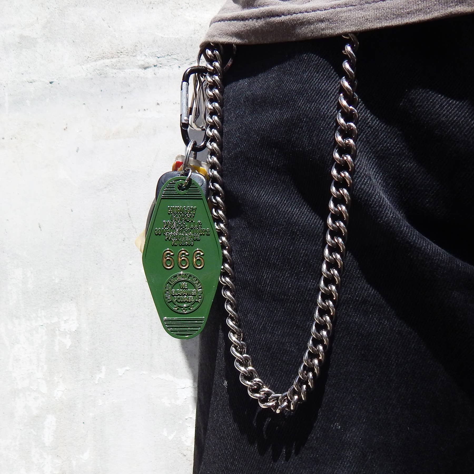 Hungry Ghost Press - Vente Porte-clés – unisexe - Porte-clés Valley Street Motor Lodge4