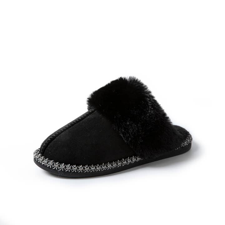 CLW Distributors INC - Vente Chaussons – femme - Pantoufles d'intérieur végétaliennes d'hiver pour femmes1