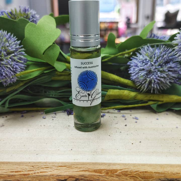 Rouleau infusé de cristal - Success pour la vente par Earth Goddess Apothecary