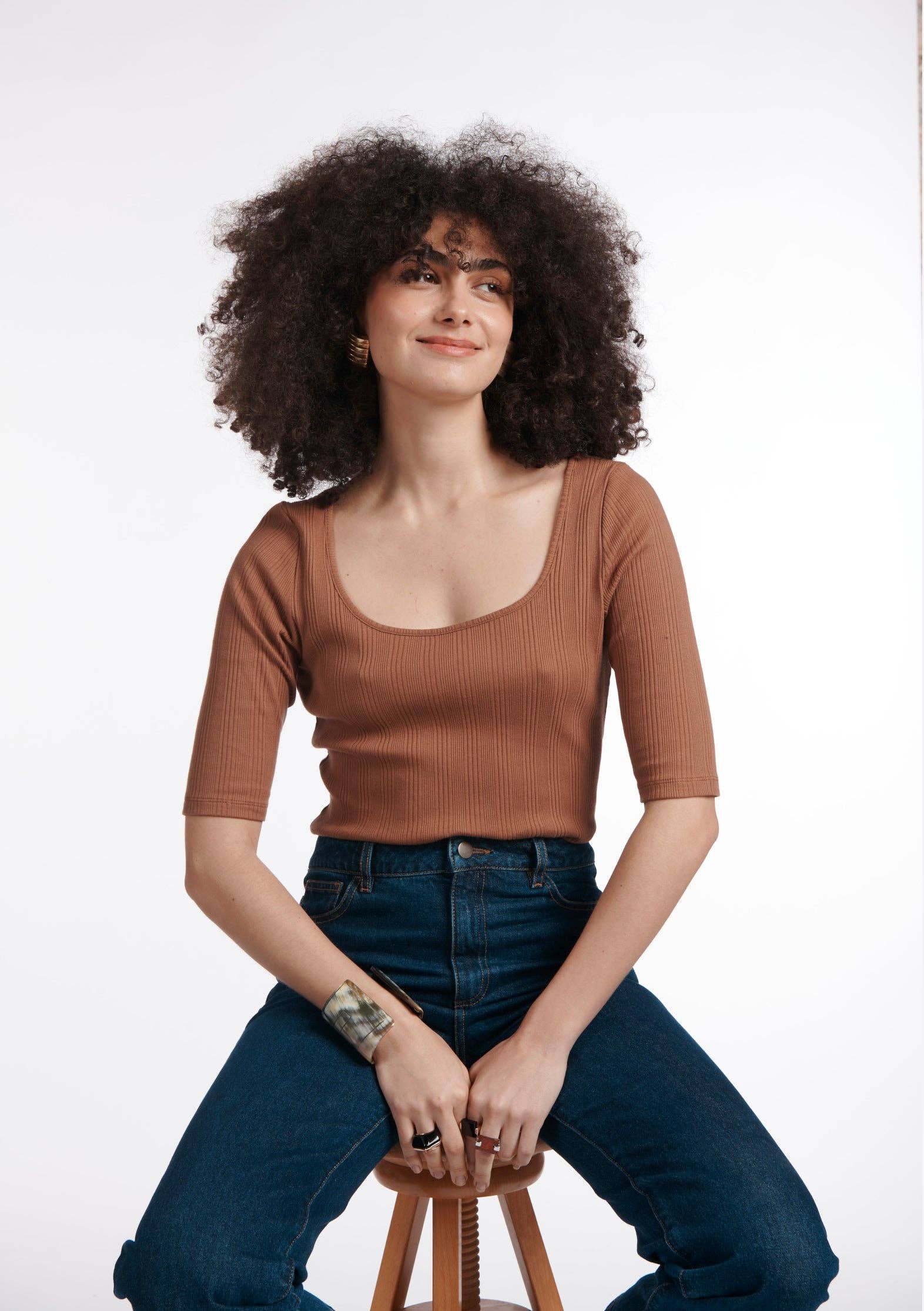 MADE IN SENS - Wholesale Knit Top - Women's - Taffa solid chocolate T-shirt2