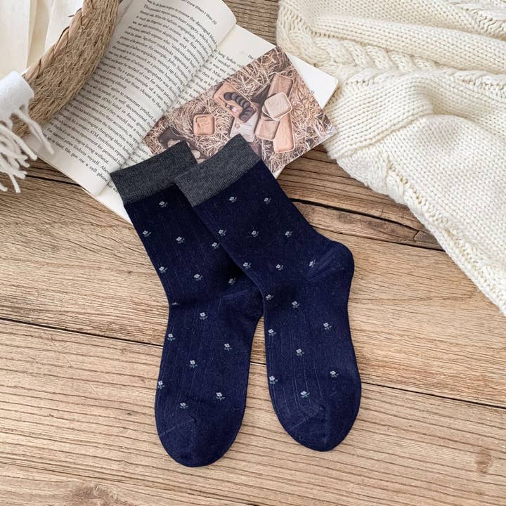 MKS America - Wholesale Socks - Women's - French style gentle small floral women's socks4