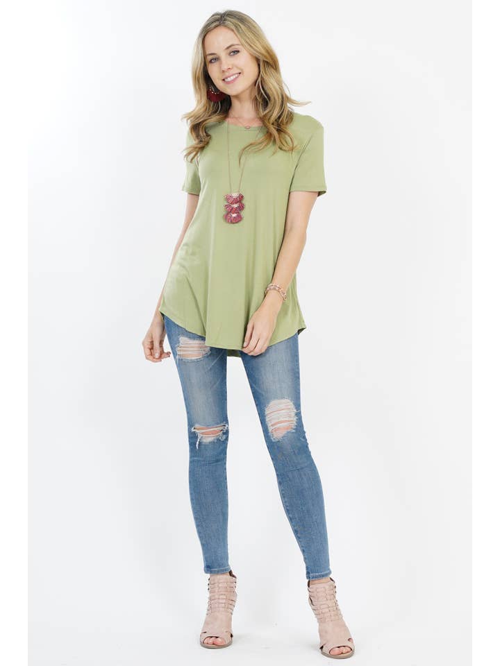42POPS - Wholesale Knit Top - Women's - .._ SI-8133 Short Sleeve Rounded hem Tunic Top