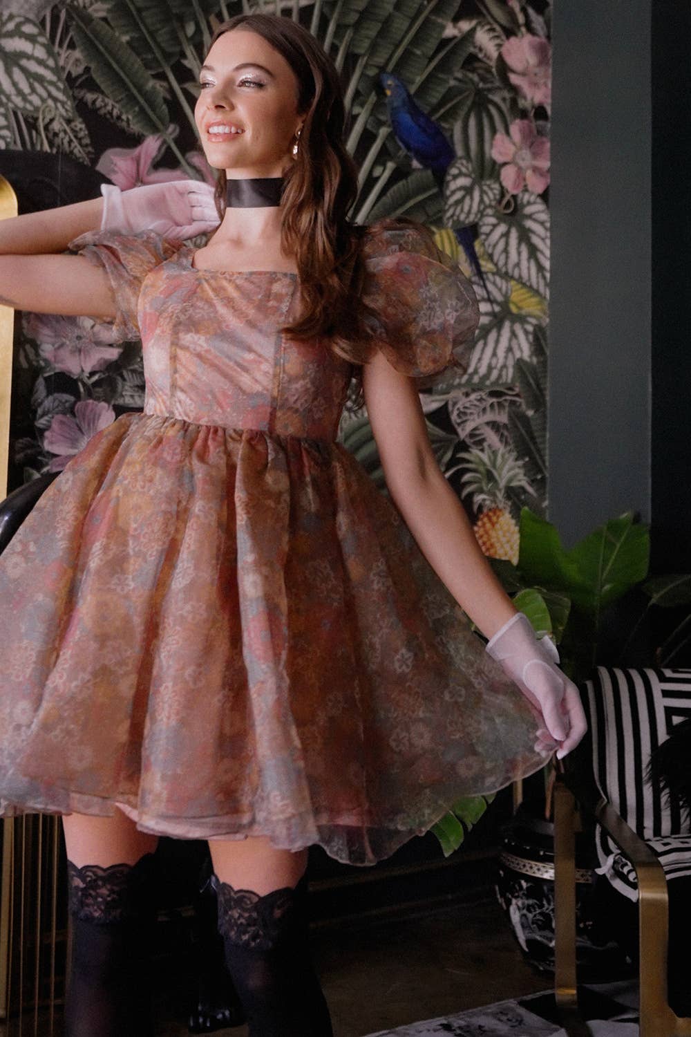 Listicle - Wholesale Dress - Women's - Floral Puff Sleeve Organza Mini Dress13