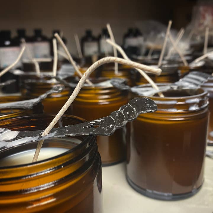 Blackwater Apothecary - Wholesale Jar/filled candle - Custom Soy Candles - 9oz Soy - Glass Jar with Lid1