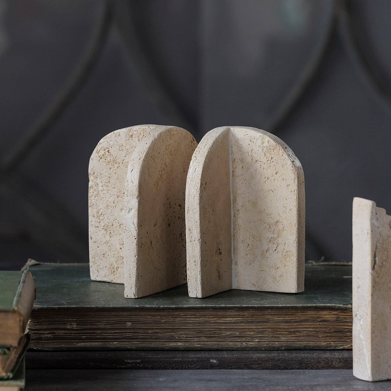 Blue Ocean Traders - Wholesale Bookend - Tivoli Bookend, Pair1