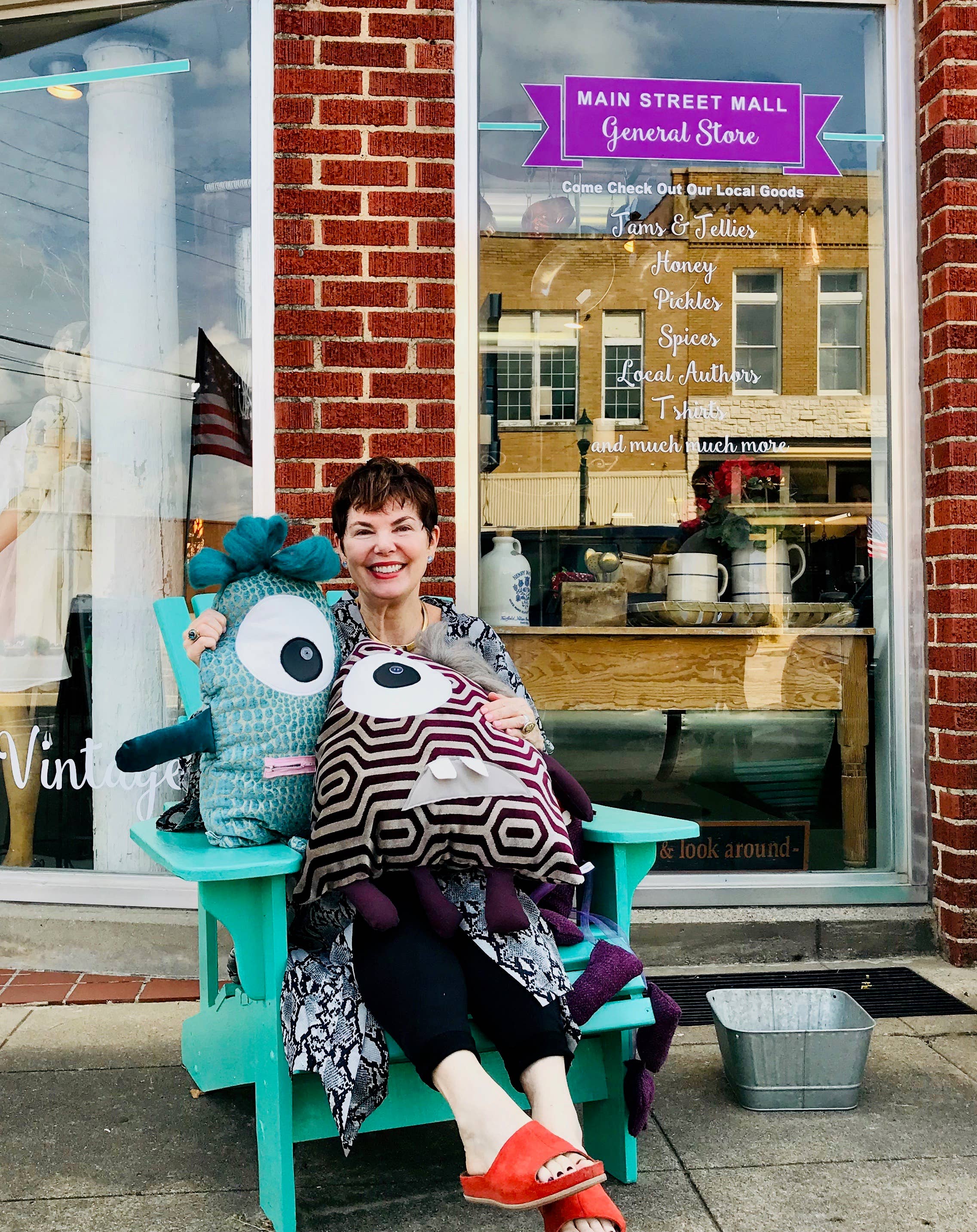 Monsters On Main - Wholesale Decorative Figurine - Extra Large Monster Bundle - 2 pk2