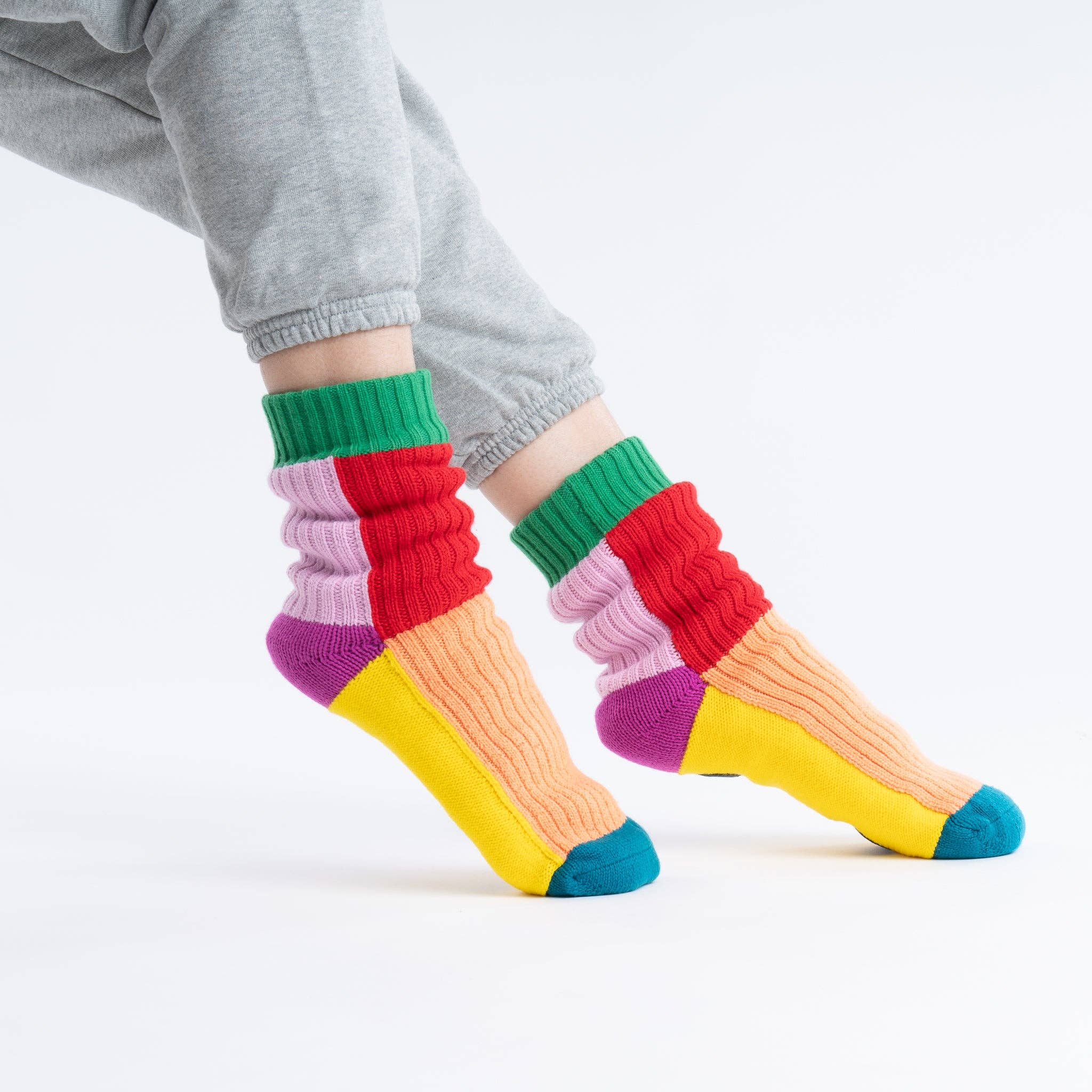 VERLOOP | knits - Wholesale Sock Slippers - Unisex - Kaleidoscope Knit House Socks9