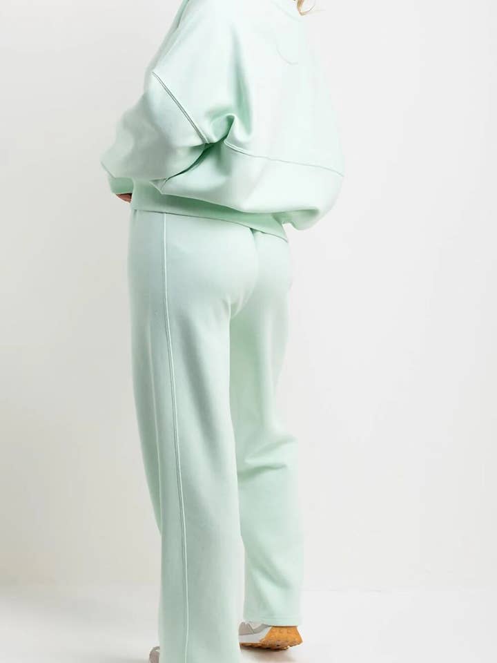 justyouroutfit - Wholesale Lounge Set - Women's - BOMBER SWEATSHIRT WITH STRAIGHT-LEG JOGGER