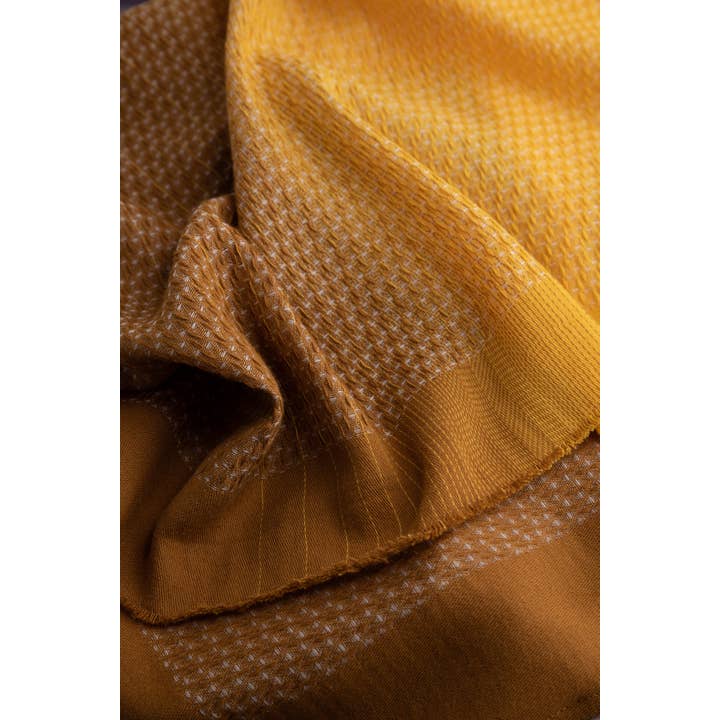 Abstract - Wholesale Beach Towel - Degradè honeycomb beach towel in cotton and sustainable fiber3