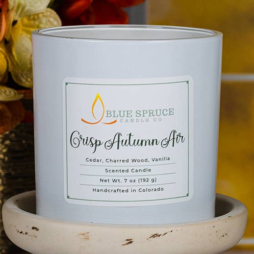 Crisp Autumn Air Fall geurkaars, voor wholesale door Blue Spruce Candle Company