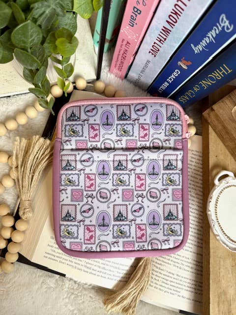 Dragon Reading Kindle Sleeve |Kindle Sleeve |Kindle Storage for wholesale by Briar layne