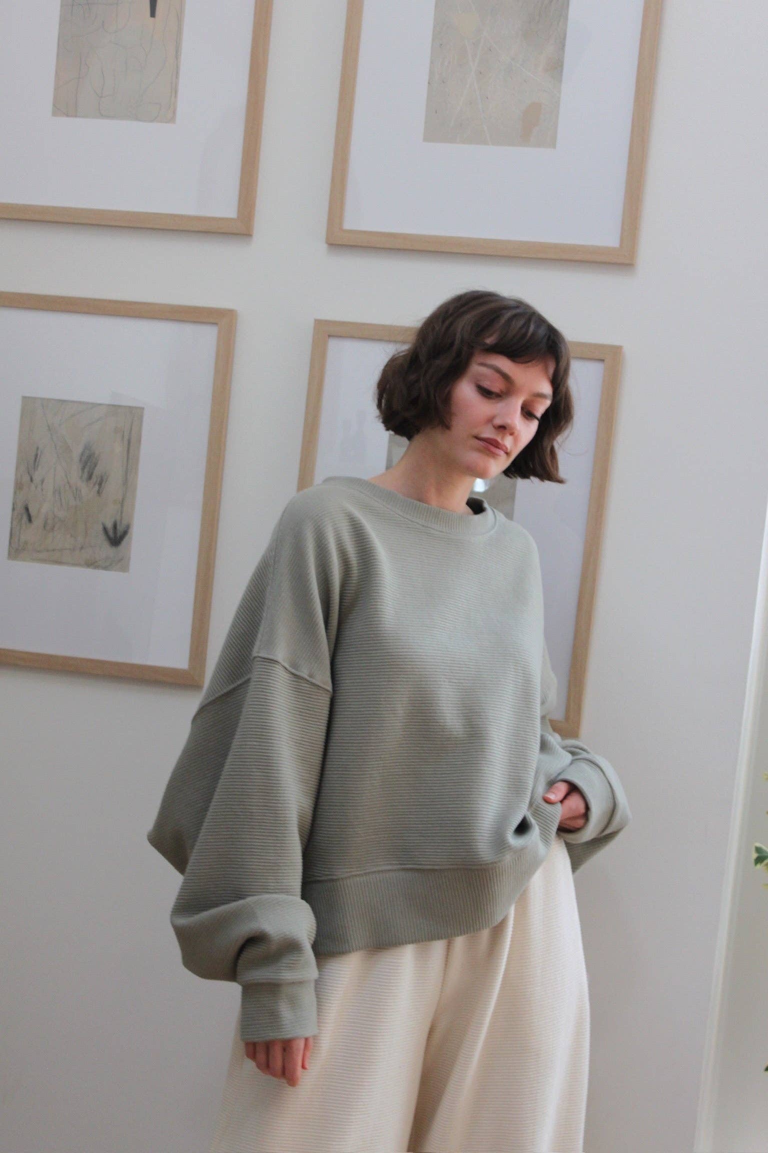 Na Nin – Großhandel Strickpullover – Damen – Margot Kurzes Sweatshirt aus Baumwolle mit Riffelmuster11