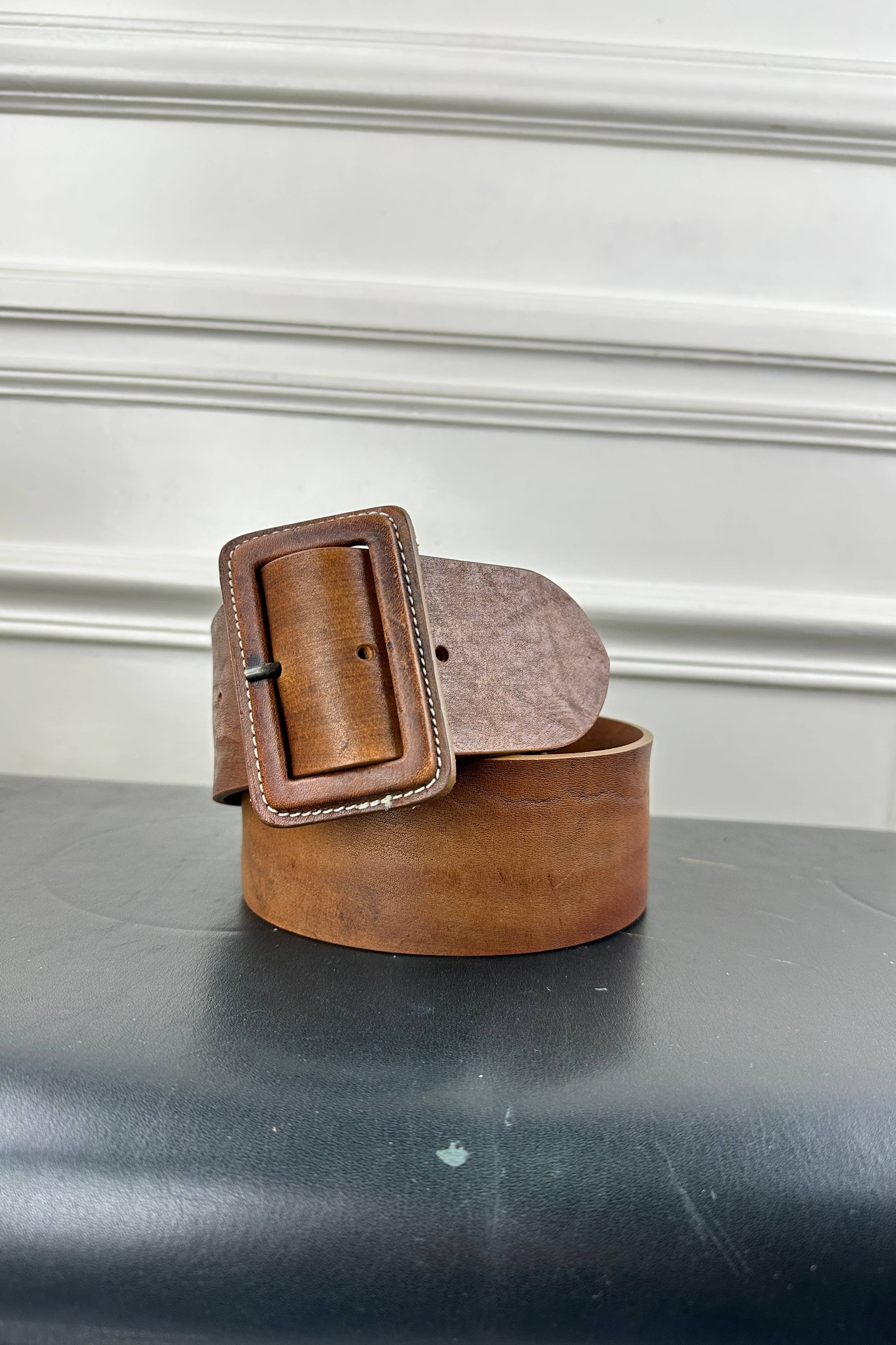 JULIA PARIS - Wholesale Belt - Women's - Wide belt with full-grain cowhide leather covered buckle1