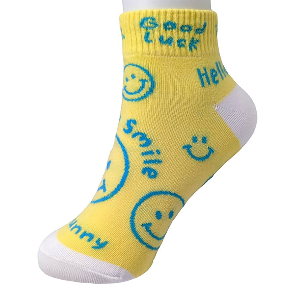 Sensibling Corp. - Wholesale Socks - Women's - 10Pairs - Smile Hello Good Luck Message Patterned Socks
7