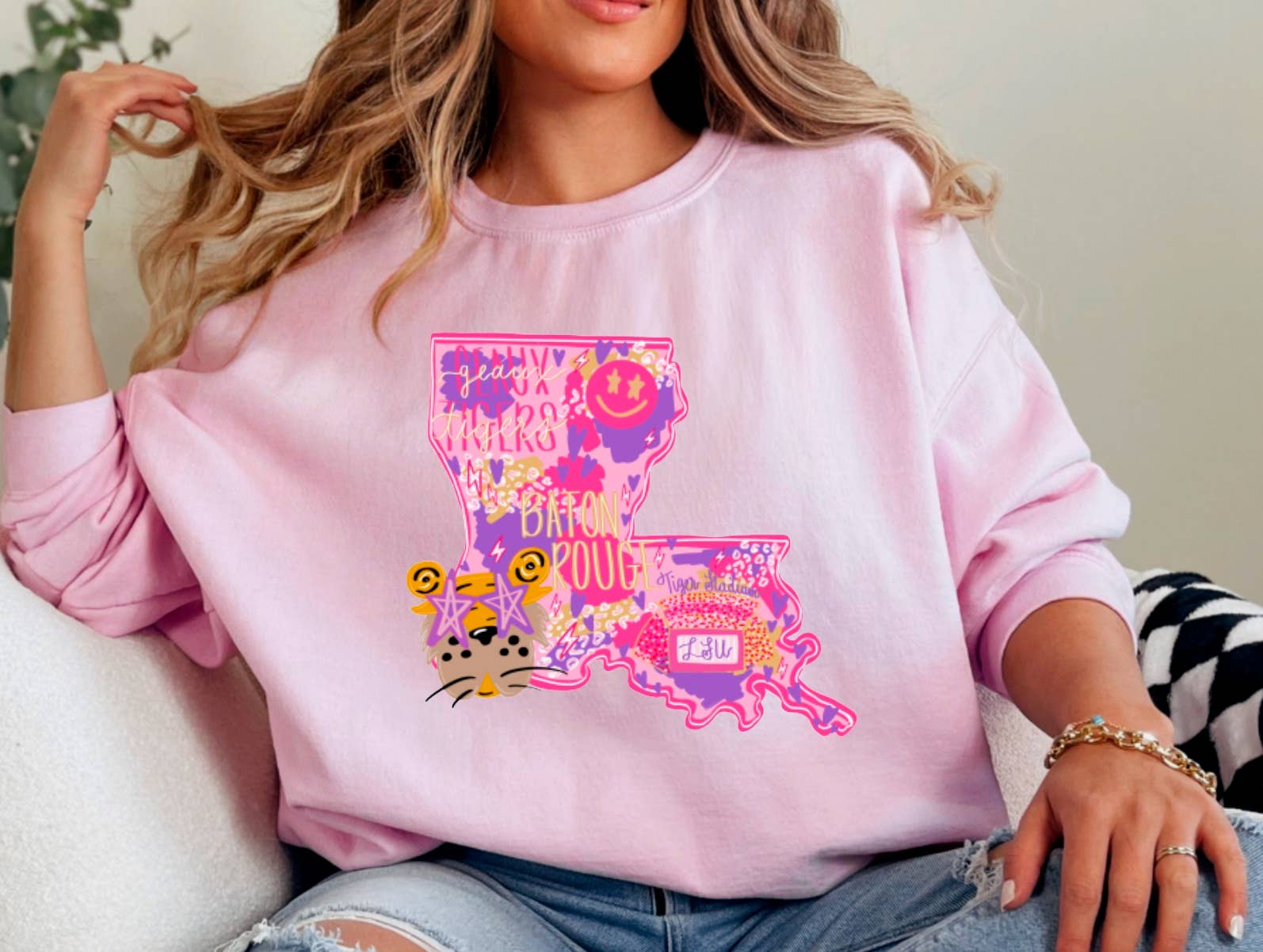 Wholesale Preppy LSU Tigers Football State Sweatshirt for your