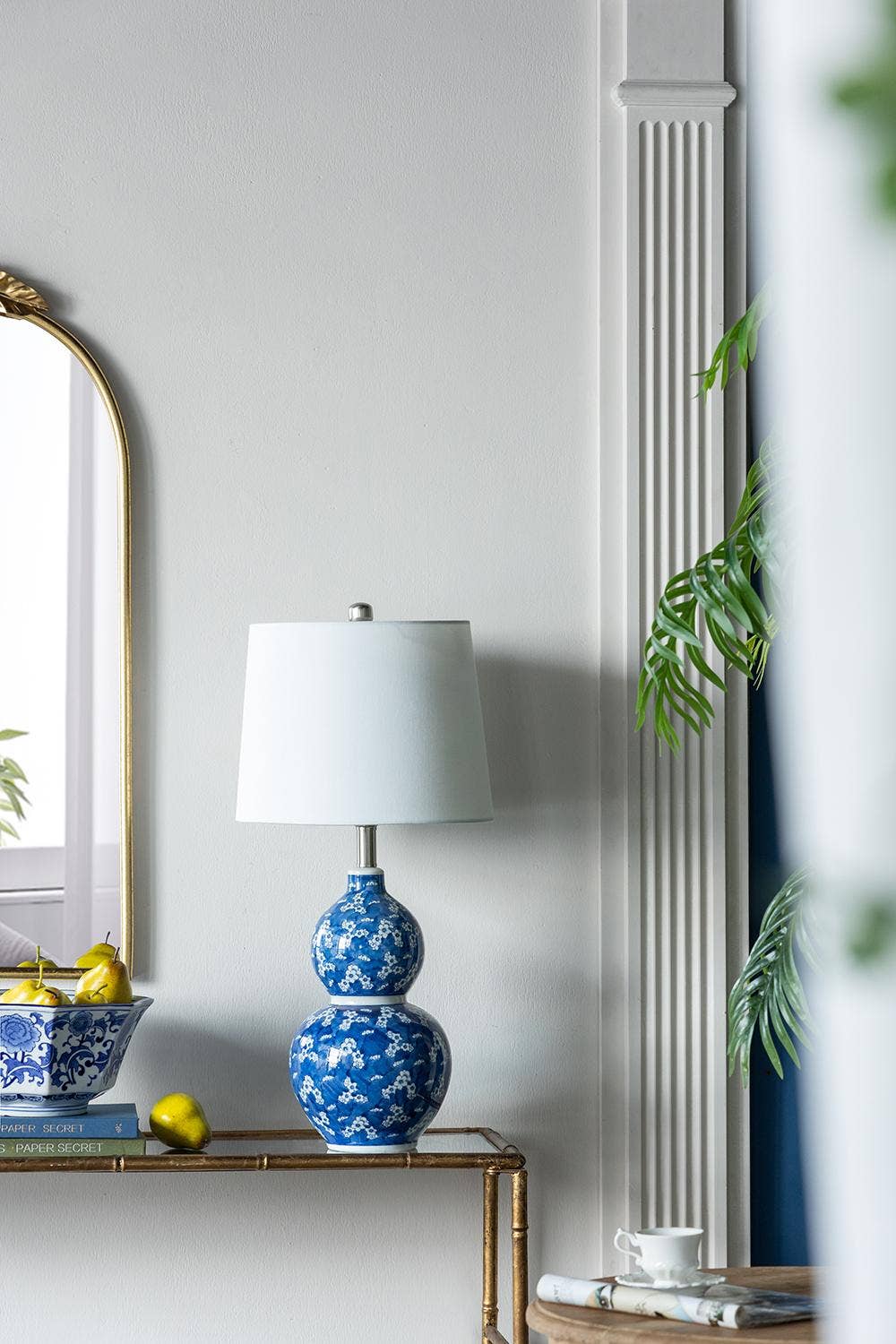 A&B Home Group Inc. - Wholesale Accent/Desk Lamp - D13x25.75" Blue/White Round 2-Tiered Ceramic Vase Lamp4