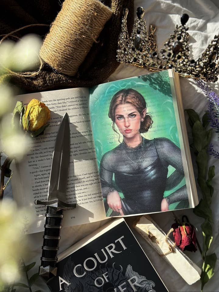 Page de superpositions de portraits de personnages de "A Court of Thorns and Roses"™ - Partie 1 pour la vente par Reading Portal