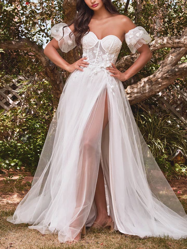 Stropfri blomsterkjole med pufærmer for engroshandel hos Ladivine by Cinderella Divine