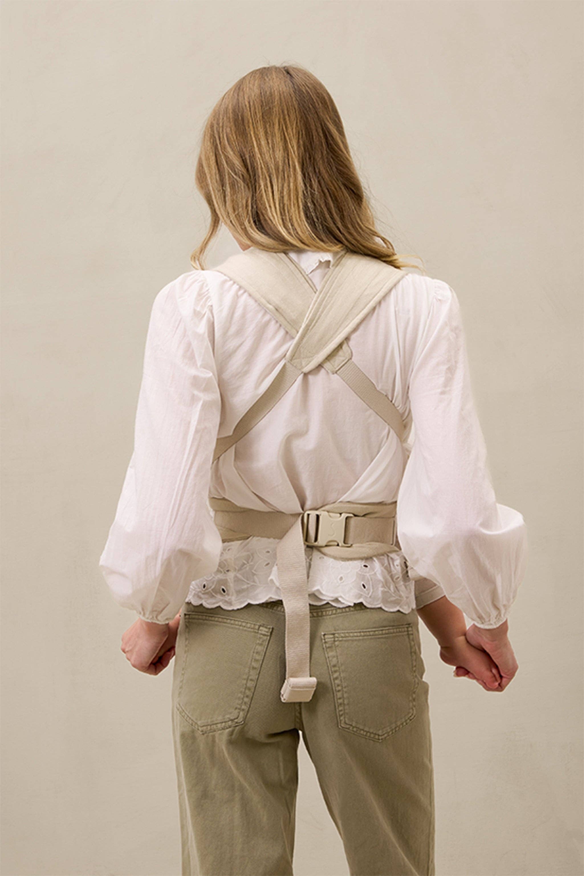 Solly Baby - Wholesale Baby Carrier - Oat Heritage Dot Buckle Carrier3