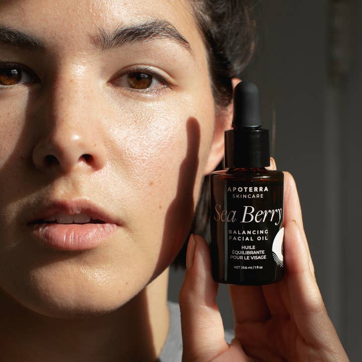 Apoterra - Wholesale Facial oil - Sea Berry Balancing Facial Oil2