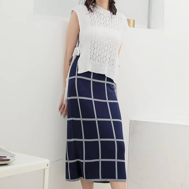 At the Venue Artemisia Plaid Pencil Skirt for wholesale by AT THE VENUE