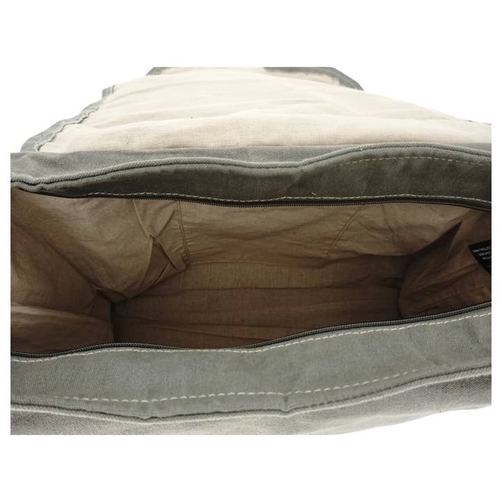 Vintage Addiction - Wholesale Messenger Bag - Unisex - Olive Canvas Unisex Crossbody/Messenger Bag2