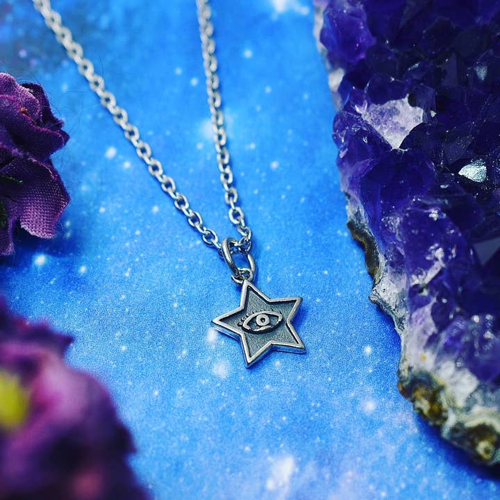 Collier étoile minimaliste avec œil, argent sterling 925, collier gothique, sorcière pour la vente par JorieJewelry