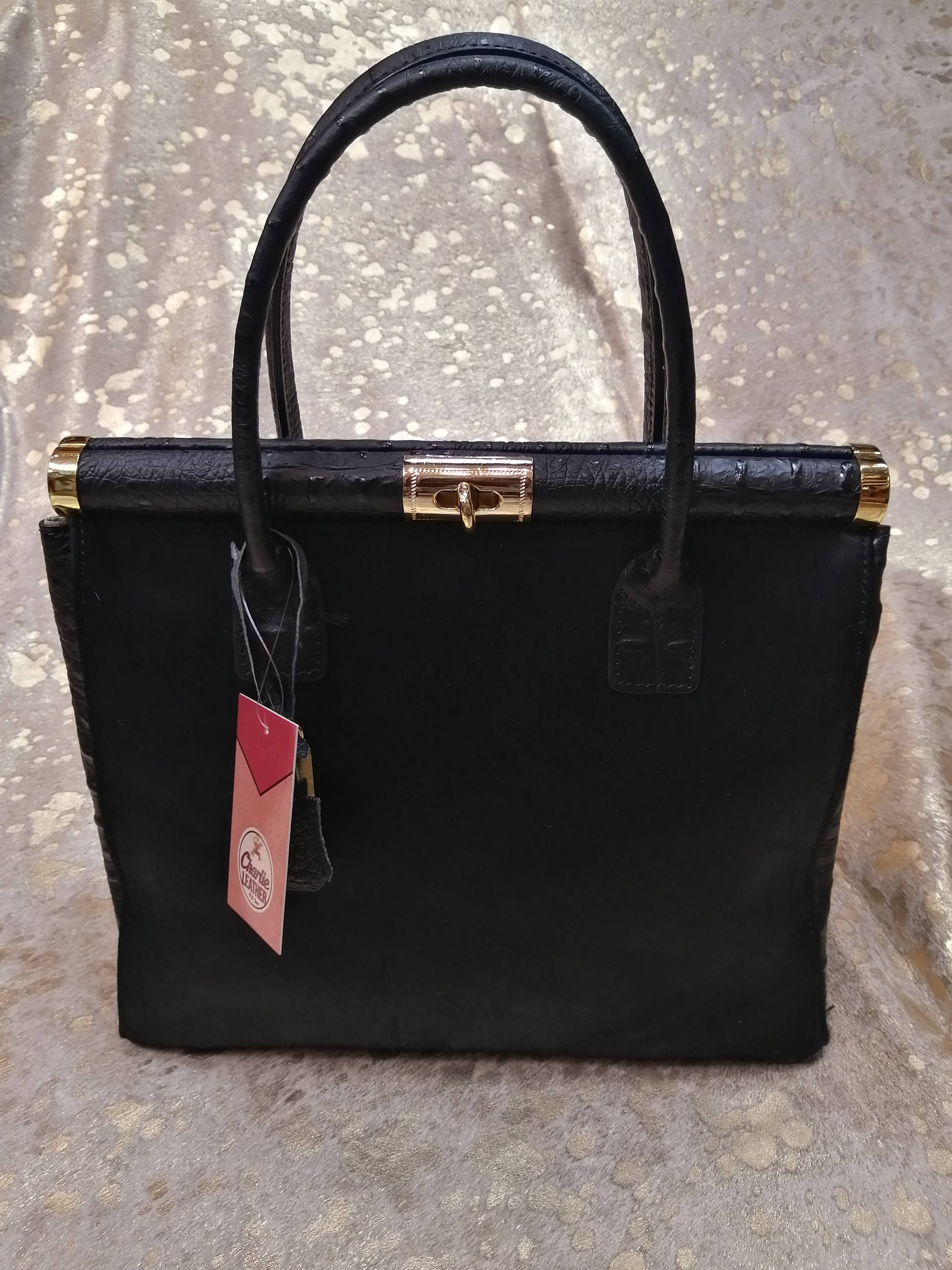 Charlie Leather – wholesale Shoulder bag – women's – Marinella Medium Handbag With Fur13