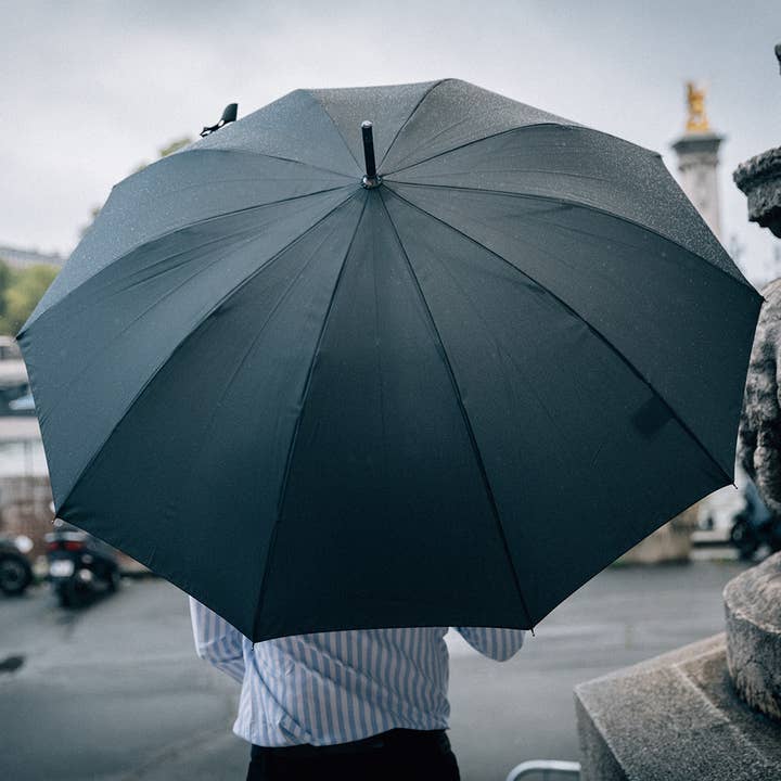 SMATI - Wholesale Umbrella - Unisex - Durable Large Black Golf Umbrella – Recycled PET5