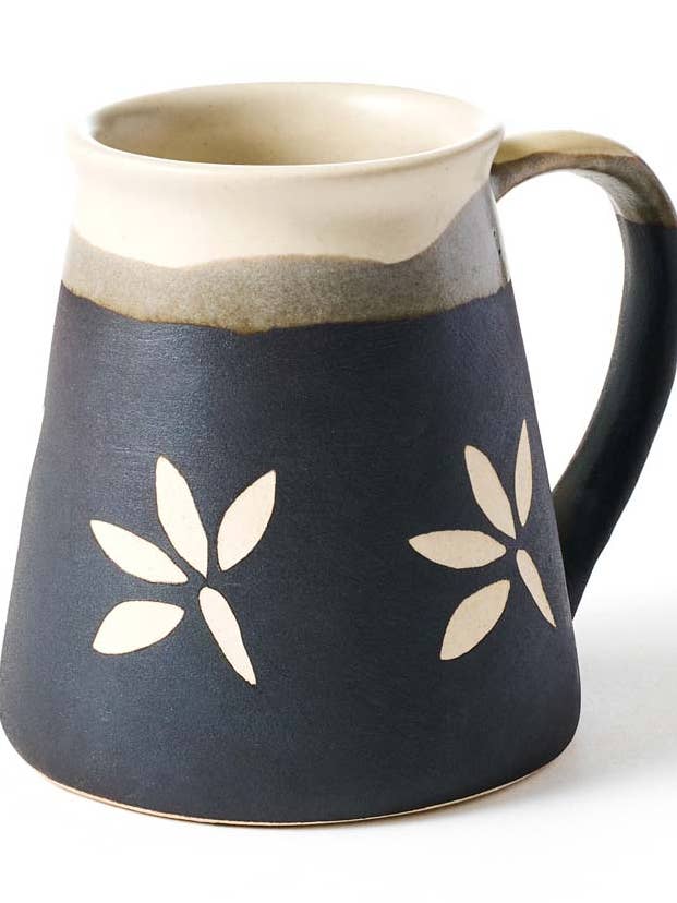 Ruhi Keramik-Tasse in Tan - Handgefertigt, Fair Trade für den Großhandel von Matr Boomie Fair Trade