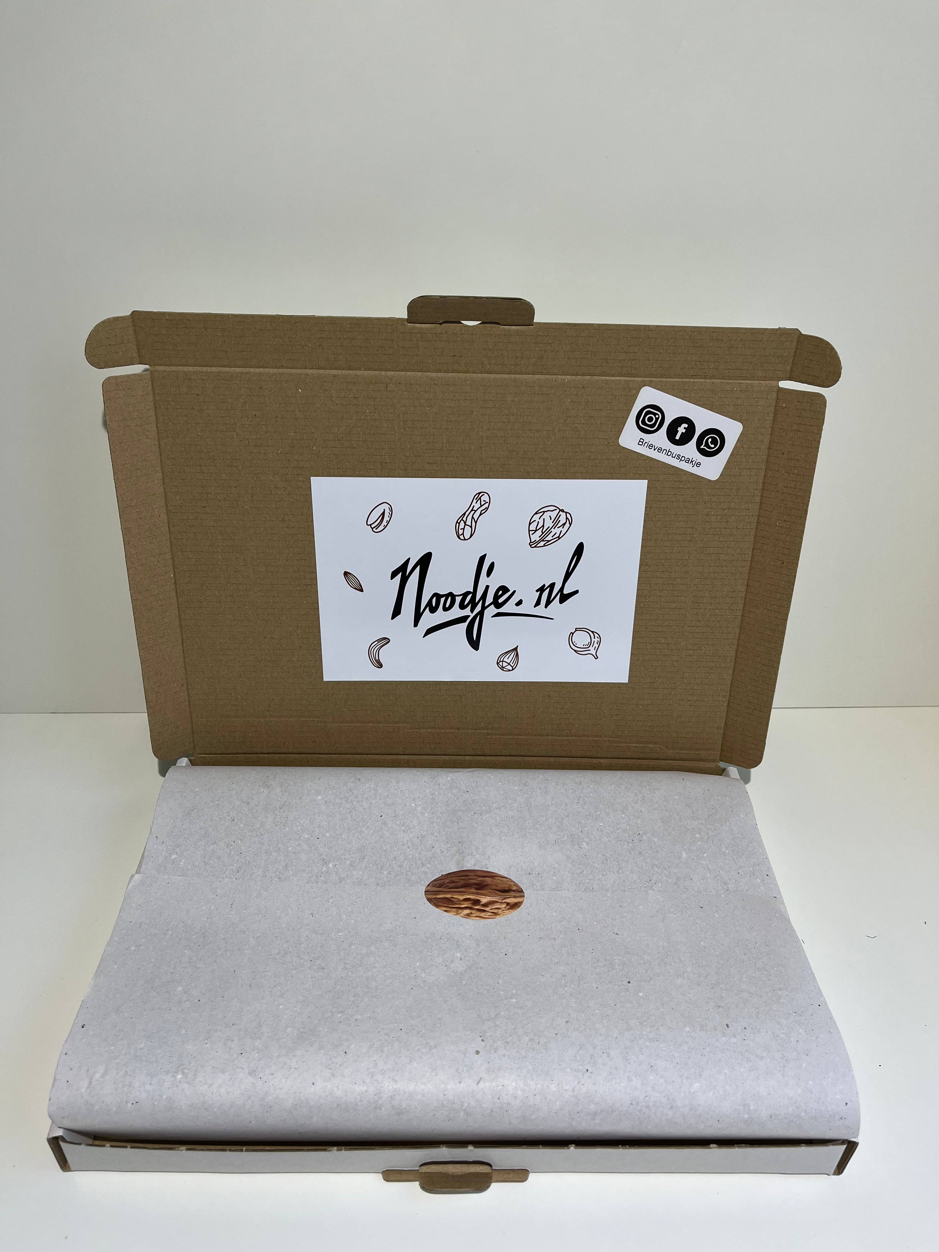 Boxprojects - Wholesale Nuts - GiftBox Weekend mix 500 grams1