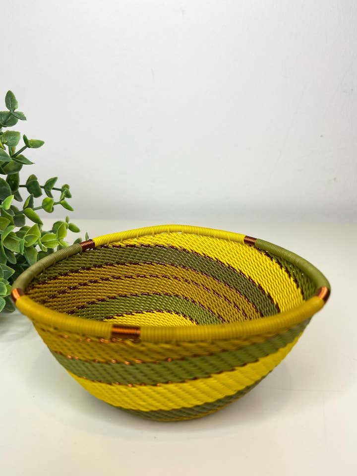 Liten triangel skål - African Grassveld för wholesale av Eve & Nico Gifts & Home Decor