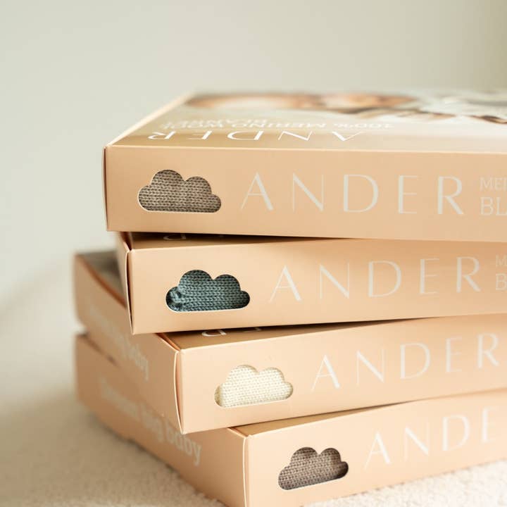 Ander - Wholesale Bedding blanket – Kids & Baby - 100% Merino wool baby blanket - Apollo - 75x100cm Made in PL9