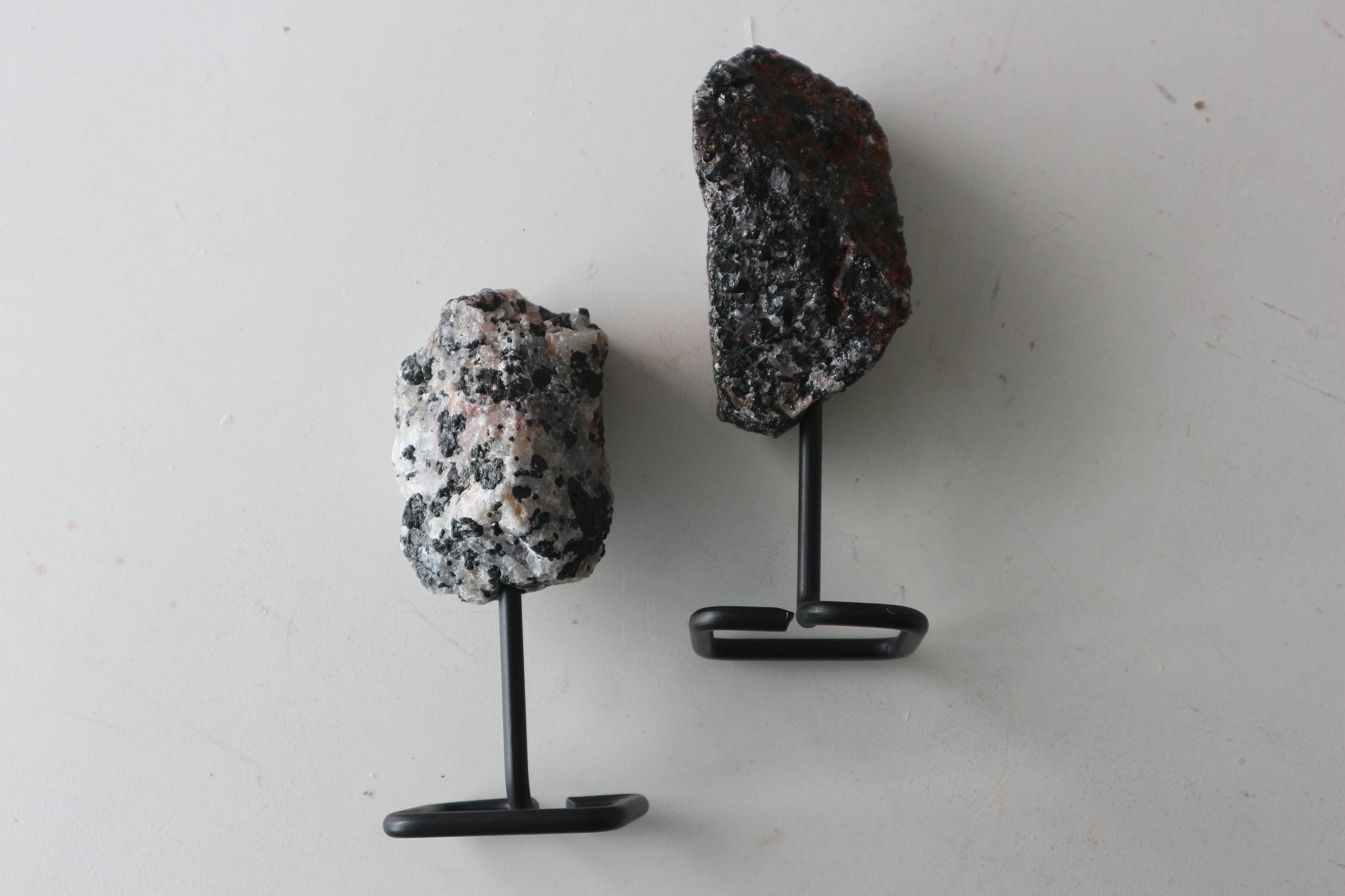 OnlineMineralen.nl - Venta al por mayor Piedras/cristales espirituales - Piedras preciosas naturales en soporte resistente - en bruto4