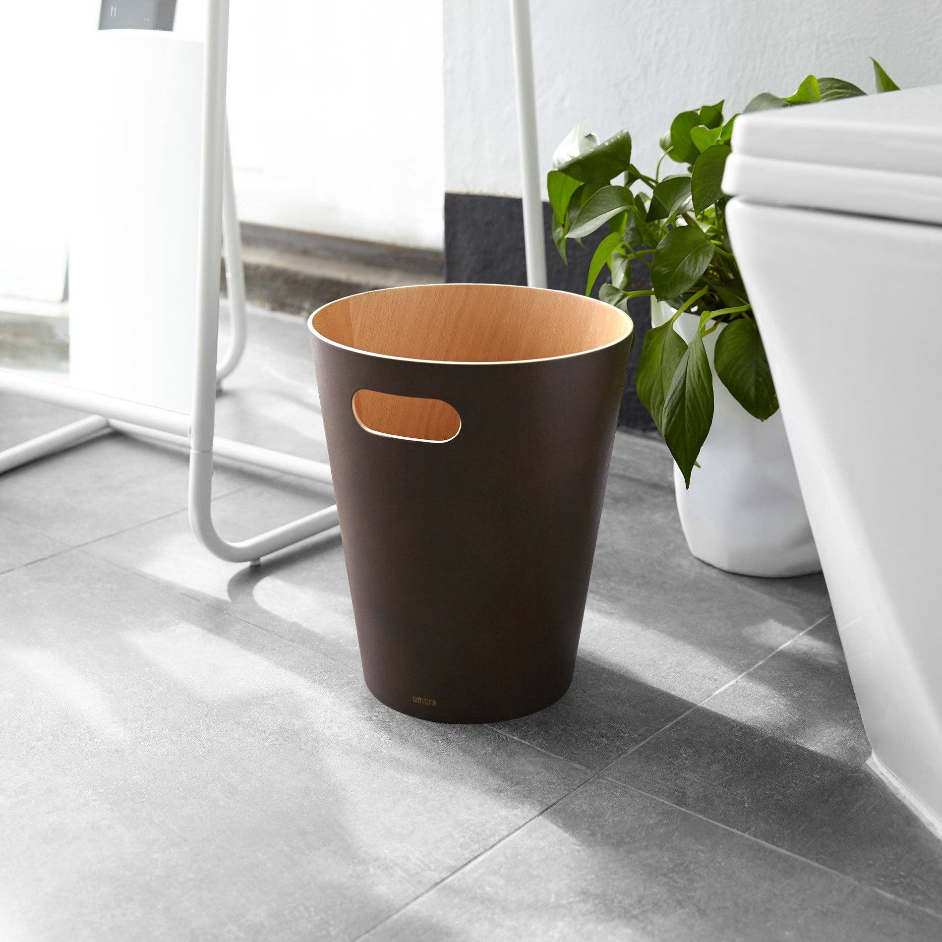 Umbra (CAN) - Wholesale Trashcan/Trash Bin - Woodrow Trash Can29