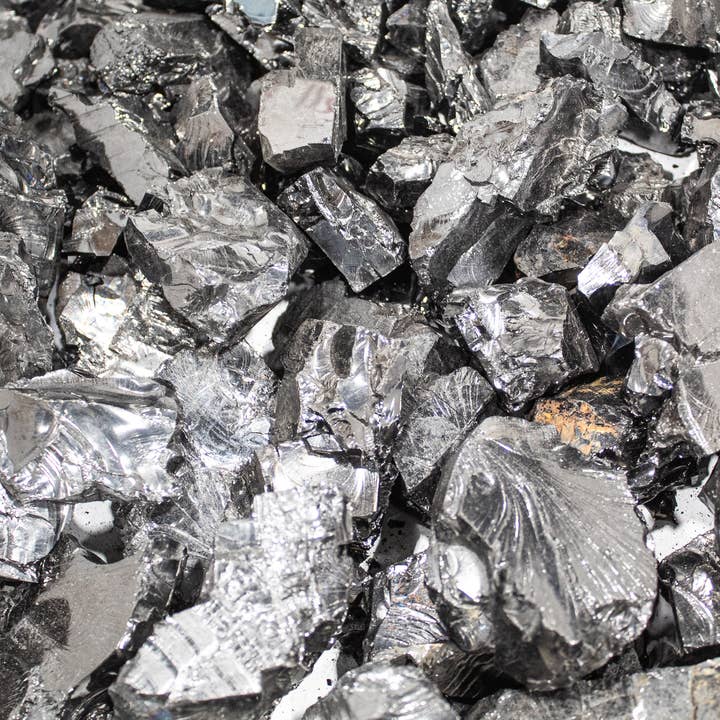 Quasar Gems USA – Großhandel Spiritueller Stein/Kristall – Kolumbianische Schungit-Elite1