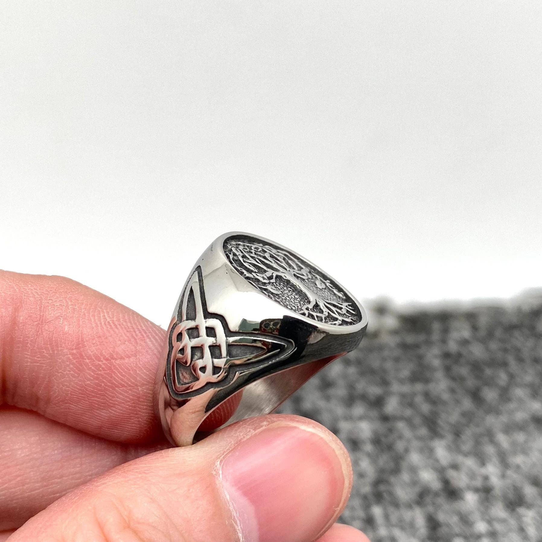 Mio Queena - Vente Chevalières - Bague Viking Celtic Knot Tree of Life en acier inoxydable - MJ/MR1