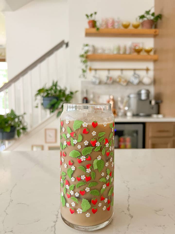 20oz Wild Strawberries Glass for wholesale by Hart and Flora Shop