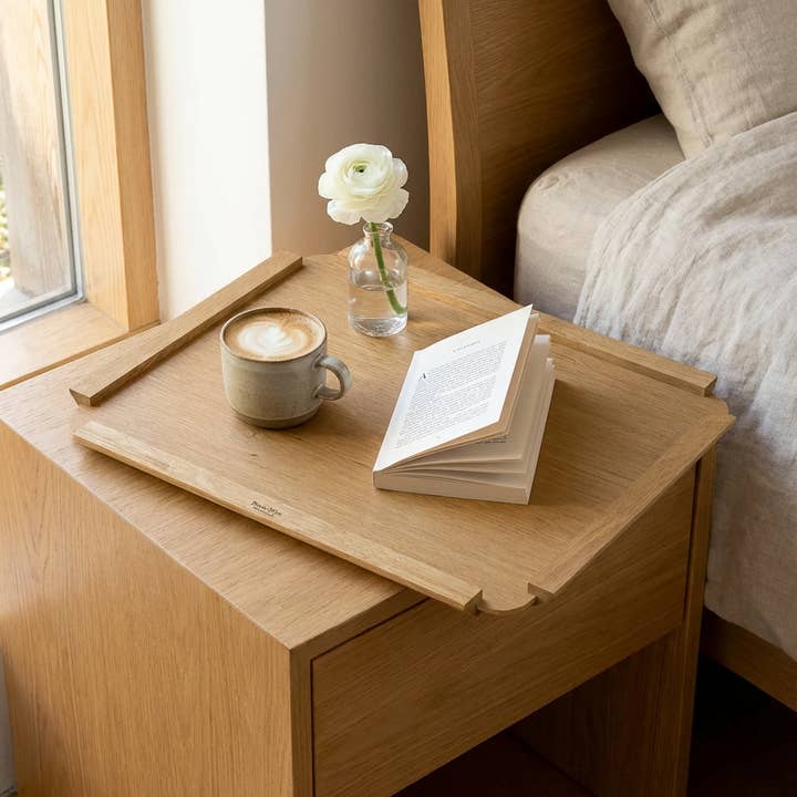 Cornice - Oak shelf for wholesale by Reine Mère