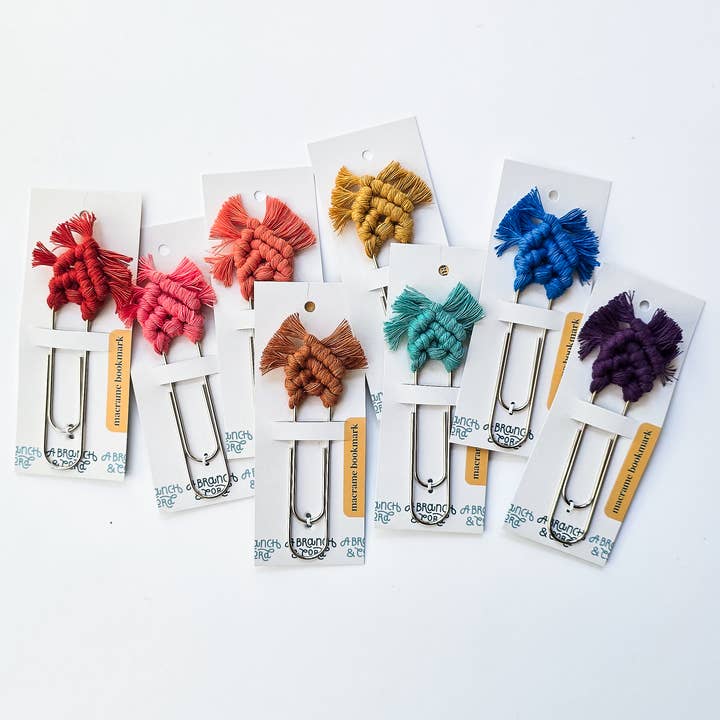 A Branch & Cord – Marcador por atacado – Macramé Bookmark/ Notebook Jumbo Clip - Arco-íris (8) Pack