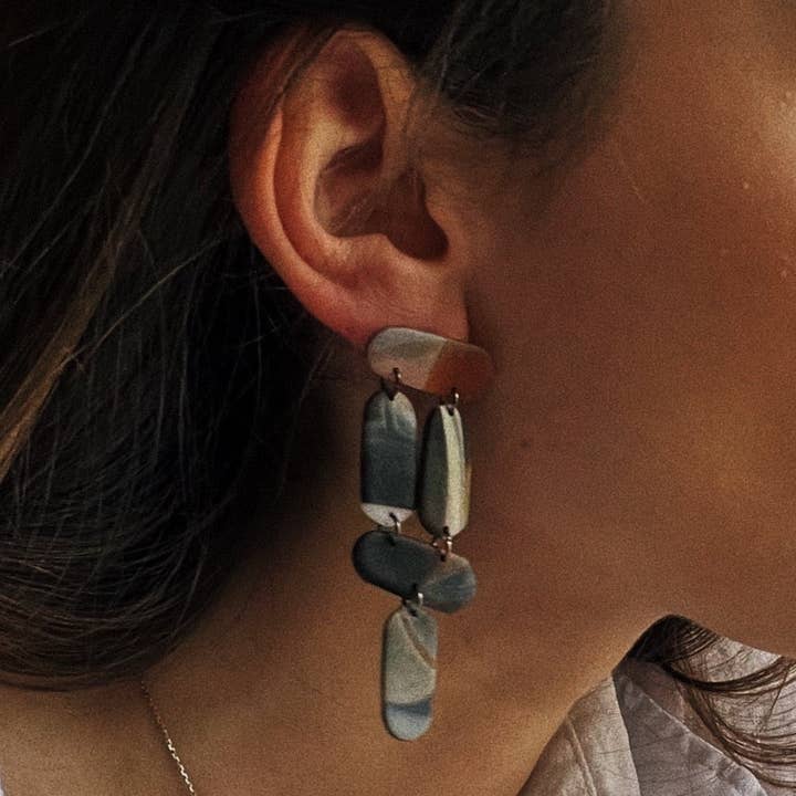 Atelier Serra - Wholesale Dangle Earrings - Robusta2