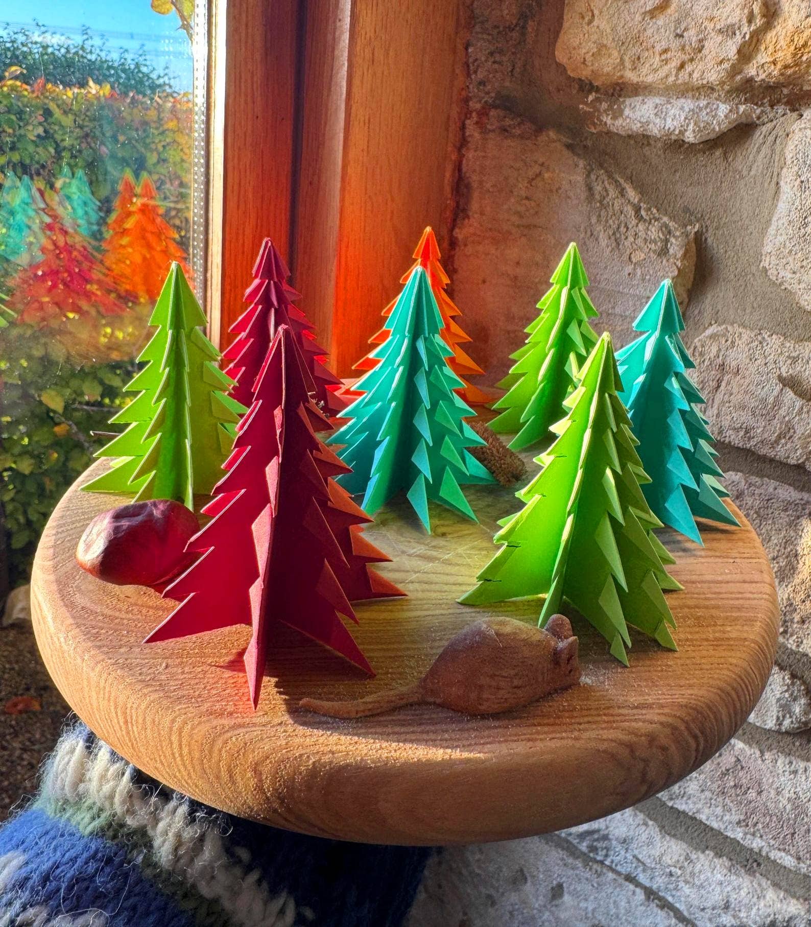Elf Kendal Hippies – wholesale Christmas decoration – Origami Christmas tree 7cm tall, handmade by Honor Shen uk4