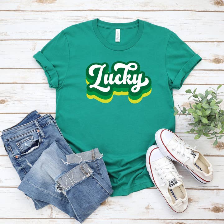 Tur Retro St. Patricks Day T-shirt för wholesale av Sights Ink