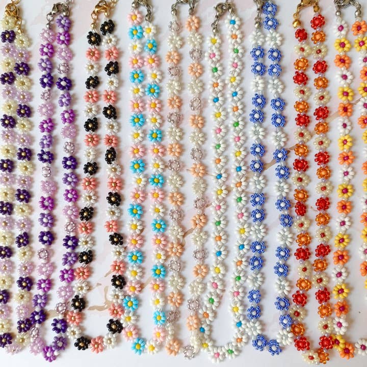 Pärlhalsband | Elegant Daisy Choker | Flerfärgad för wholesale av Kolorya