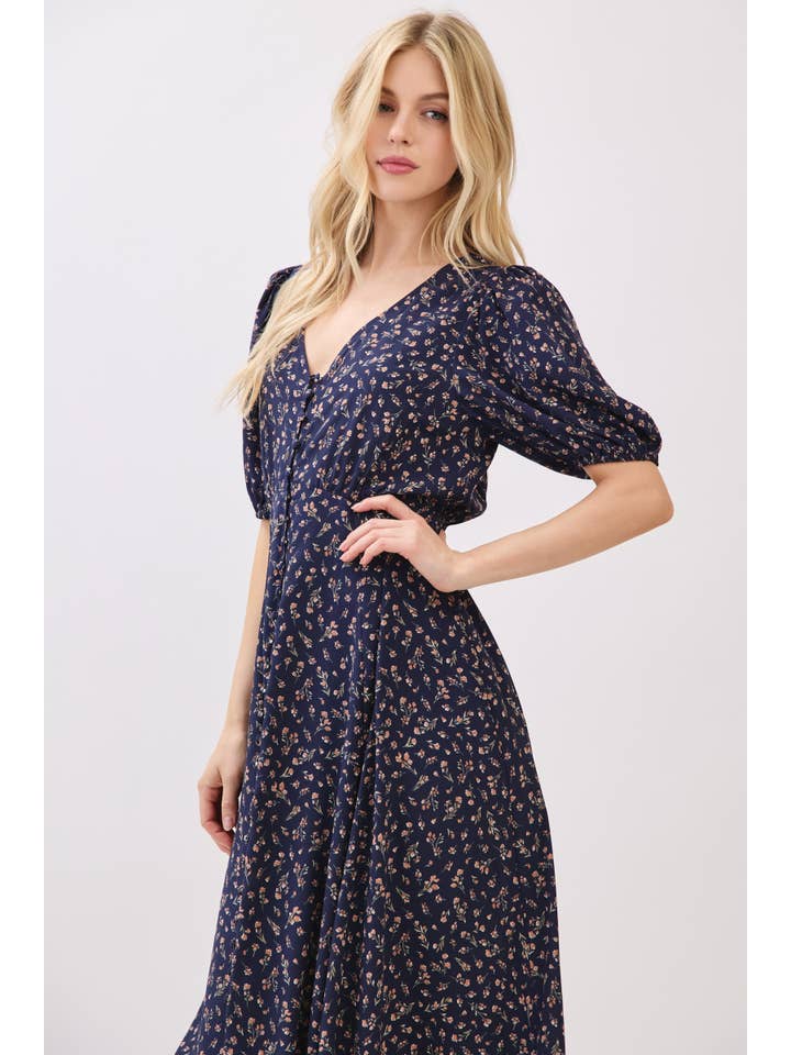 Calista - Wholesale Dress - Women's - SHORT SLEEVE SELF COVER BUTTON DETAIL MIDI DRESS - VD6069A12