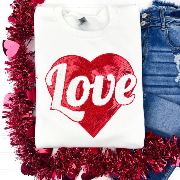 Felpa rossa con toppa a cuore con paillettes per la vendita all'ingrosso da parte di Nikkilynn Wholesale