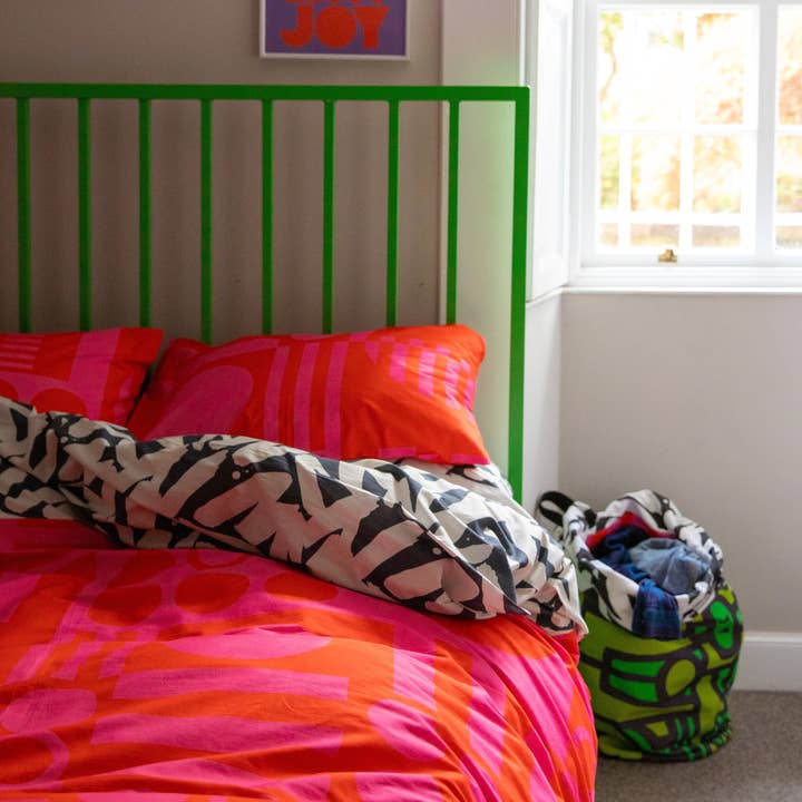 Irregular Sleep Pattern – wholesale Bedding set – Reversible Duvet Set x Paradox2