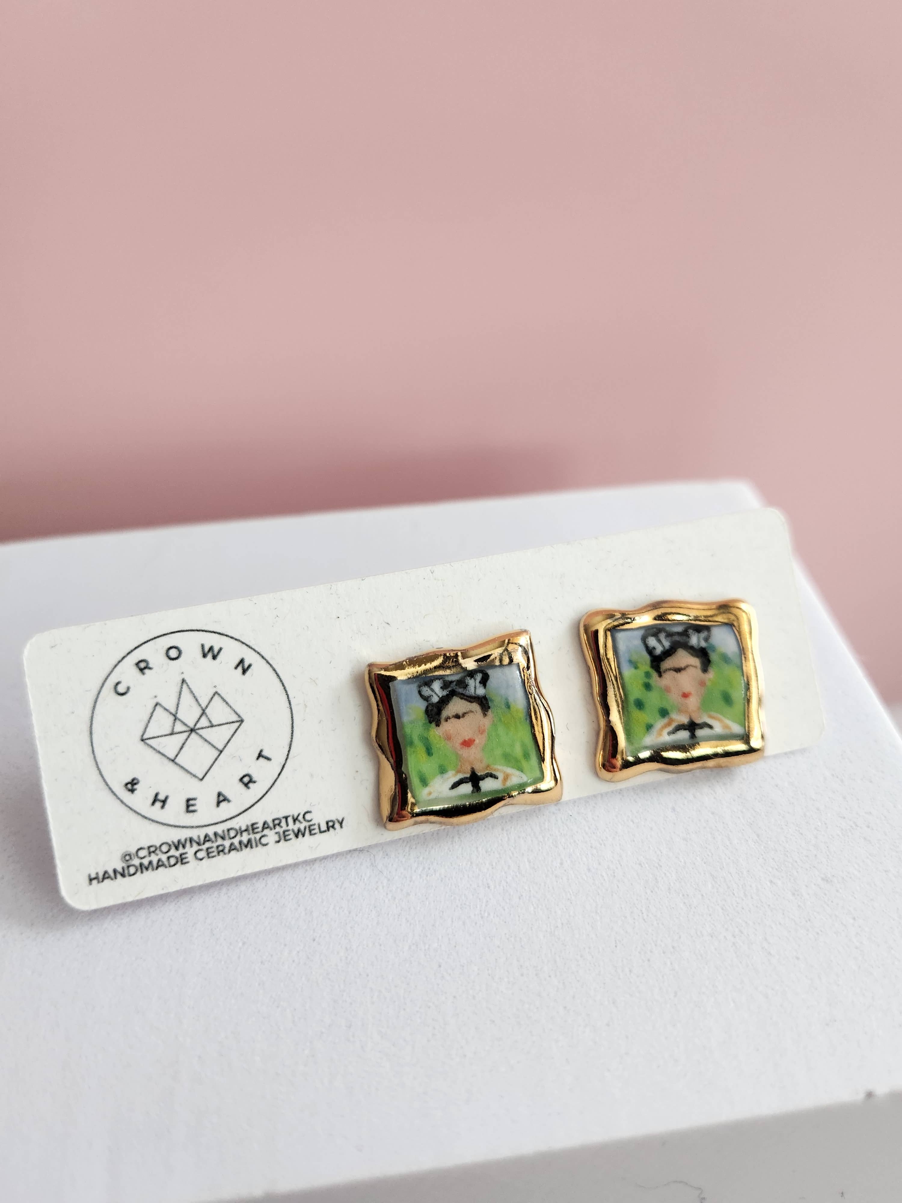 Crown & Heart – wholesale Stud/post earrings – Mini masterpiece studs8